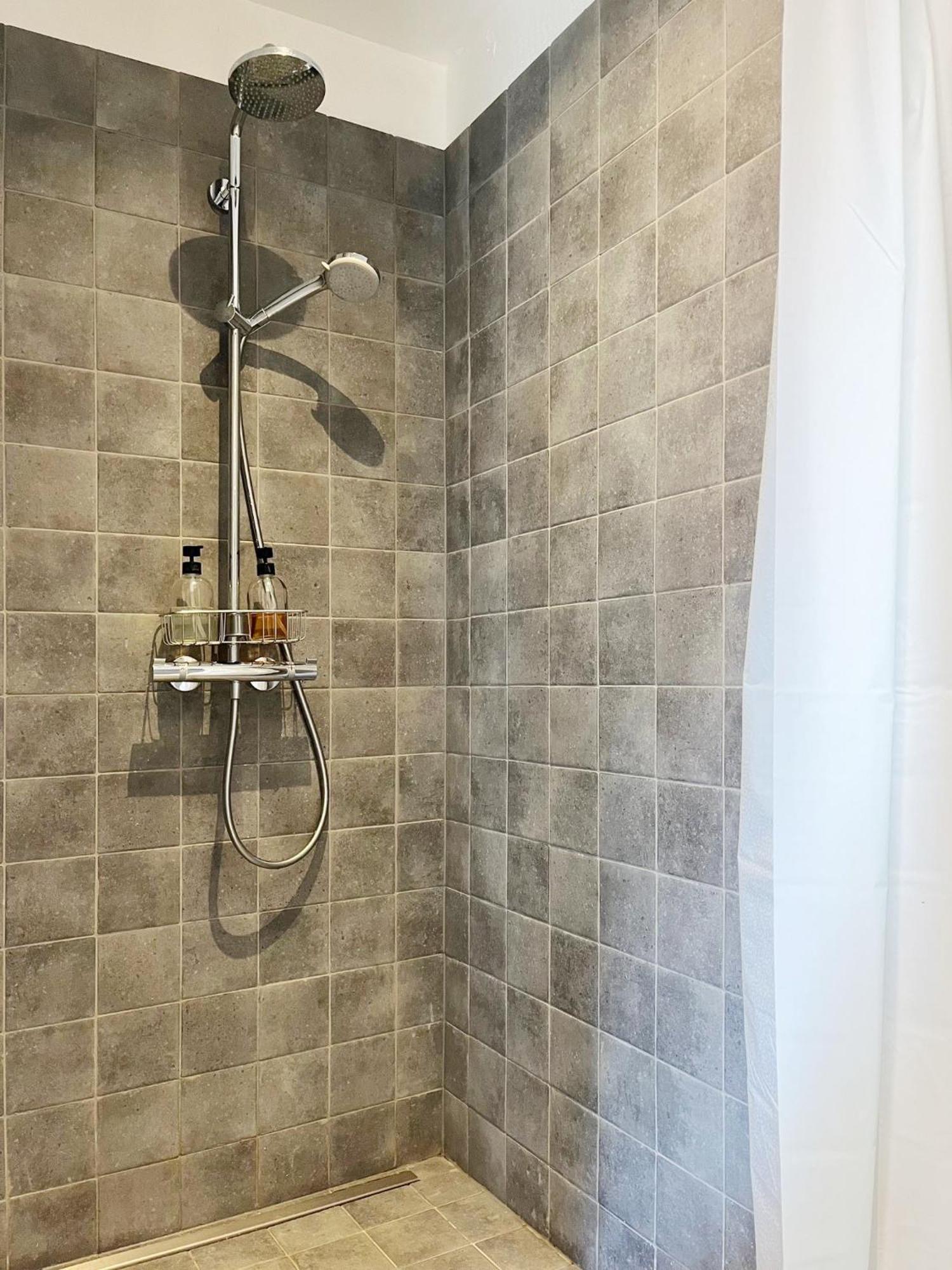 Trendy & Sunny Apartment In ヘント エクステリア 写真