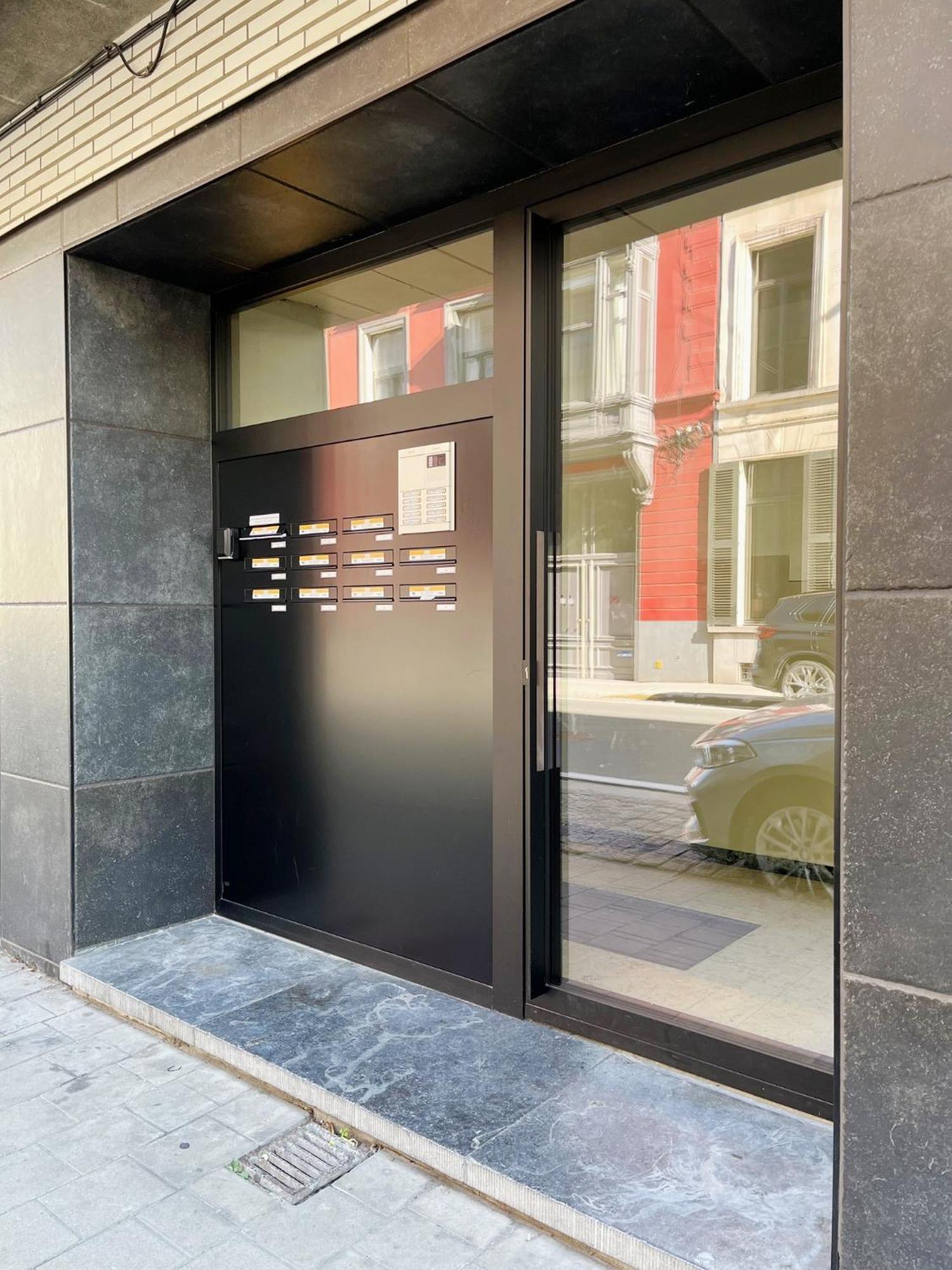 Trendy & Sunny Apartment In ヘント エクステリア 写真