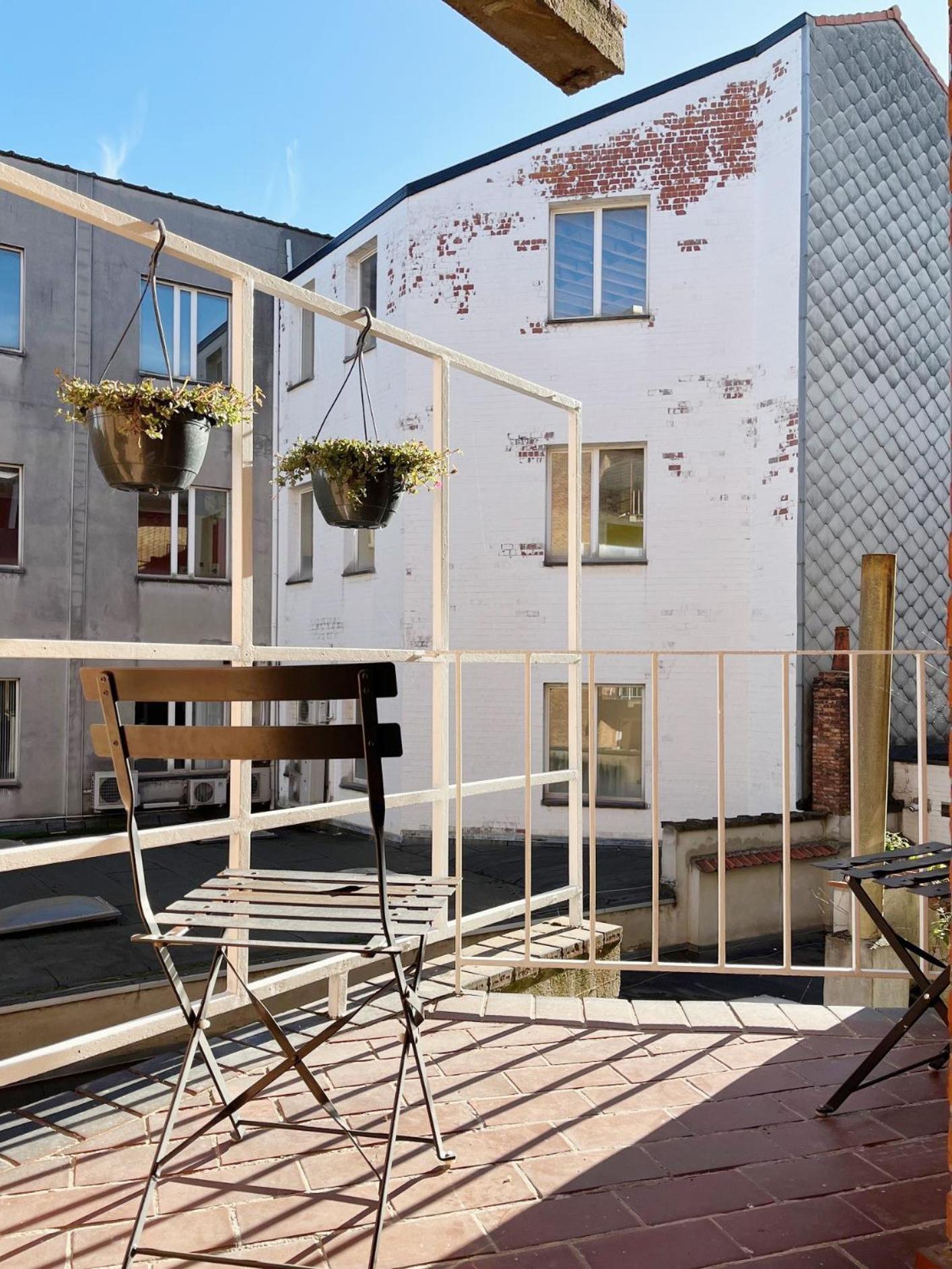 Trendy & Sunny Apartment In ヘント エクステリア 写真